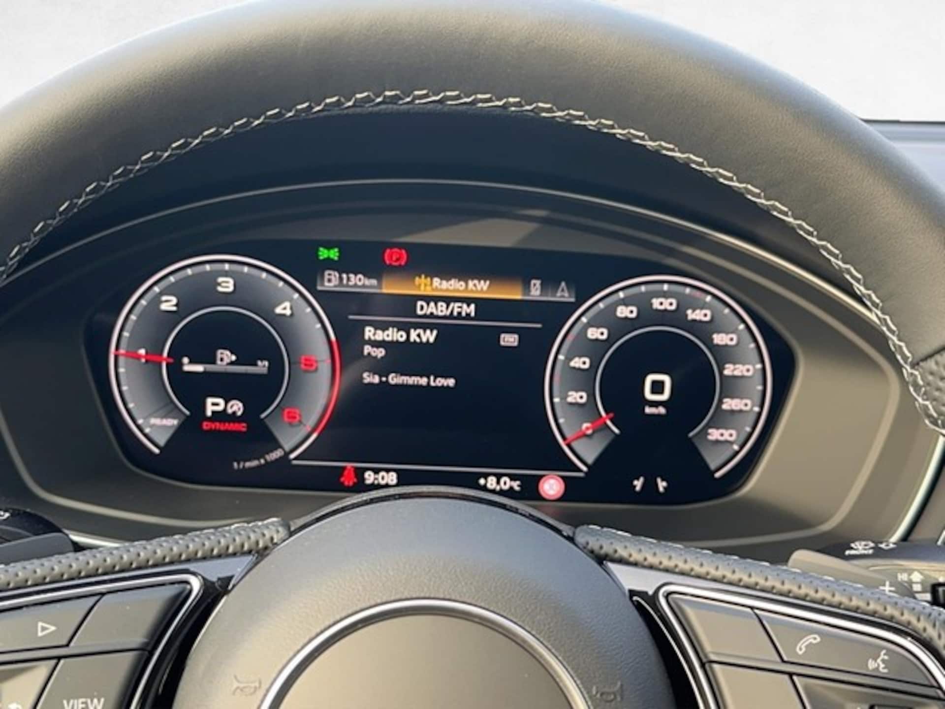 Audi A4 Avant S line