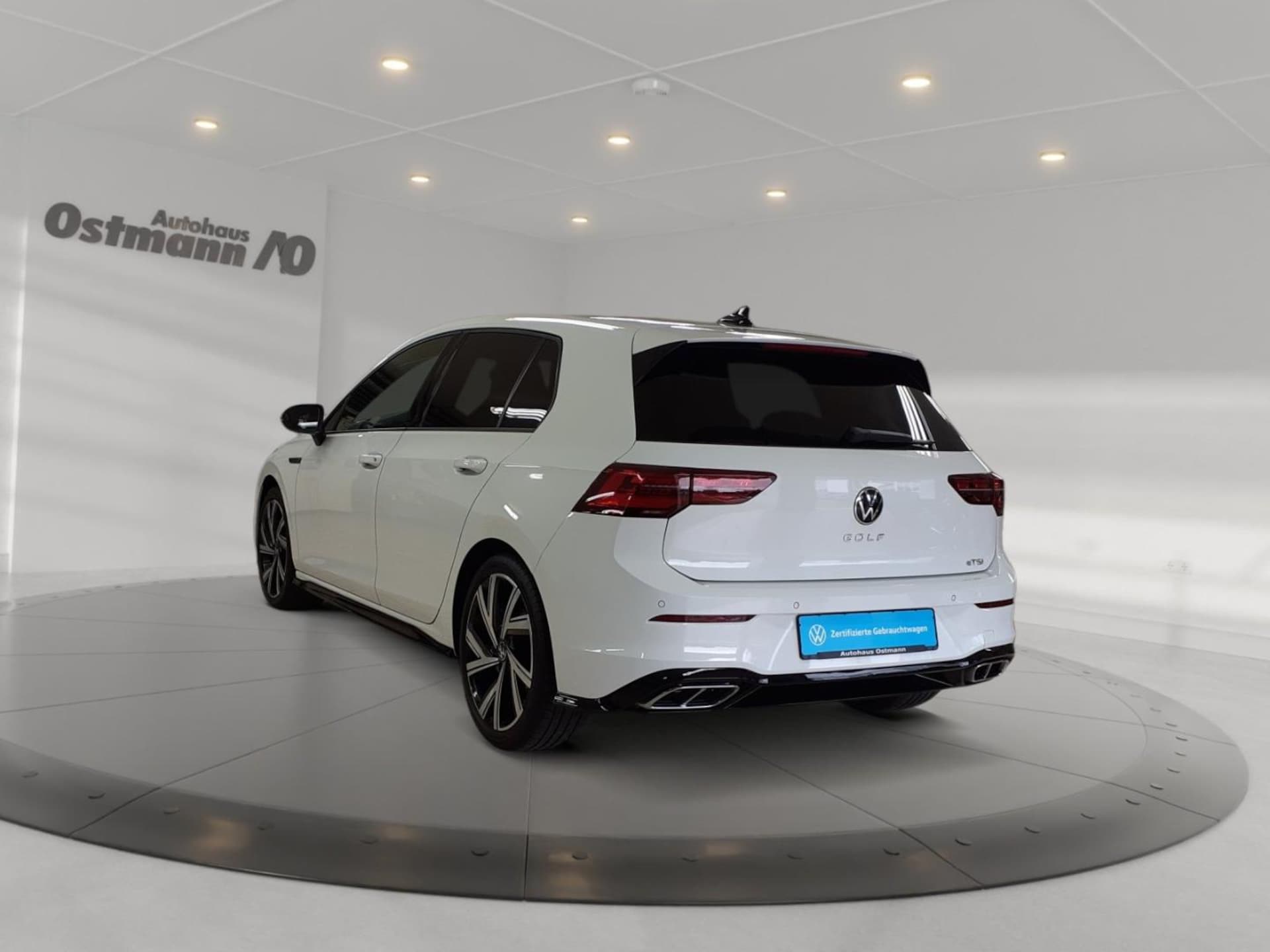 Volkswagen Golf R-Line