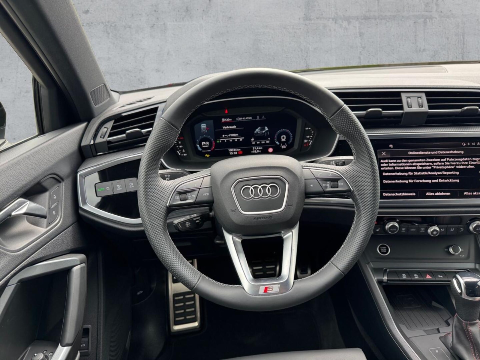 Audi Q3 SUV S line