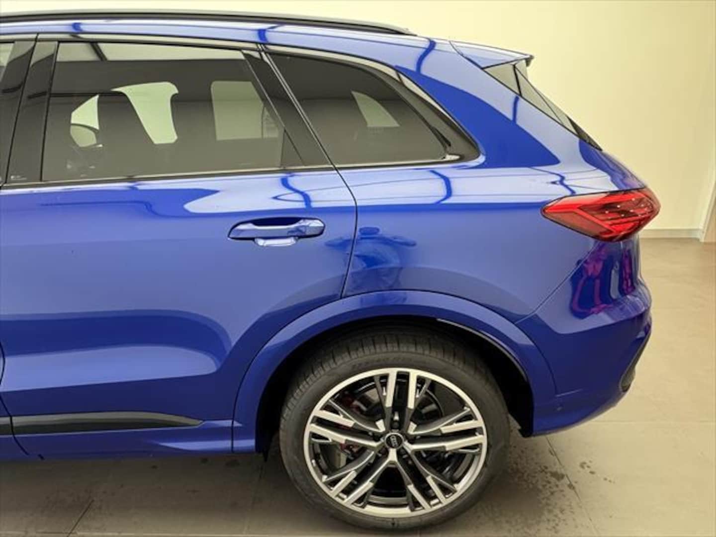 Image about Audi SQ5 SUV TFSI 270 kW edition one