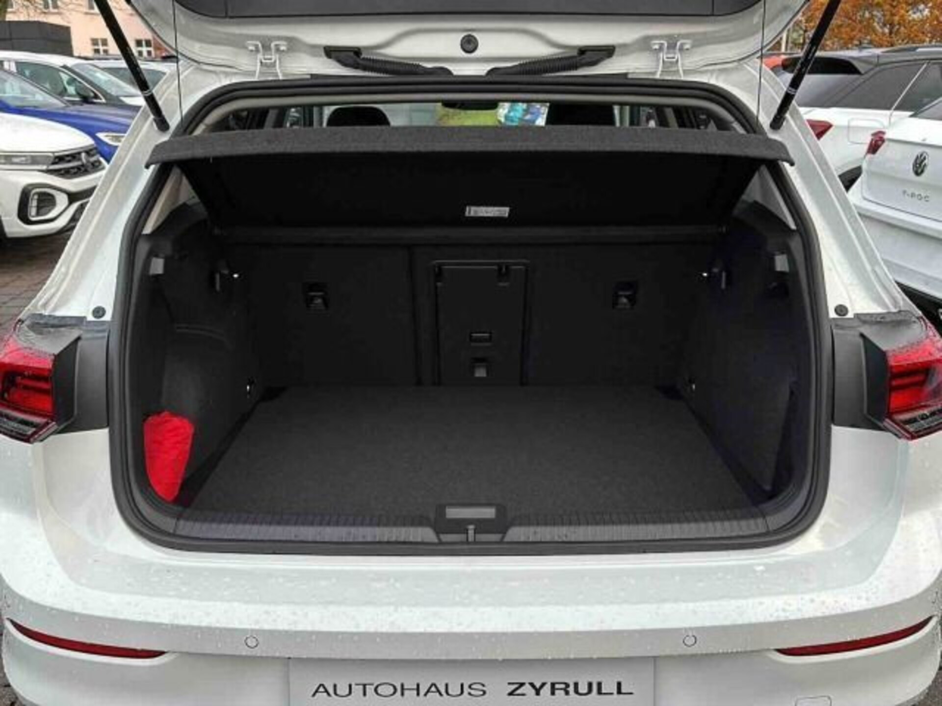 Volkswagen Golf Active
