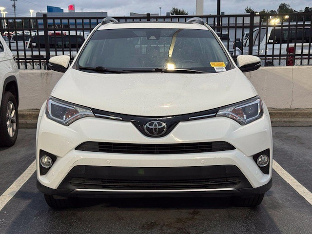 2018 Toyota RAV4 XLE FWD photo