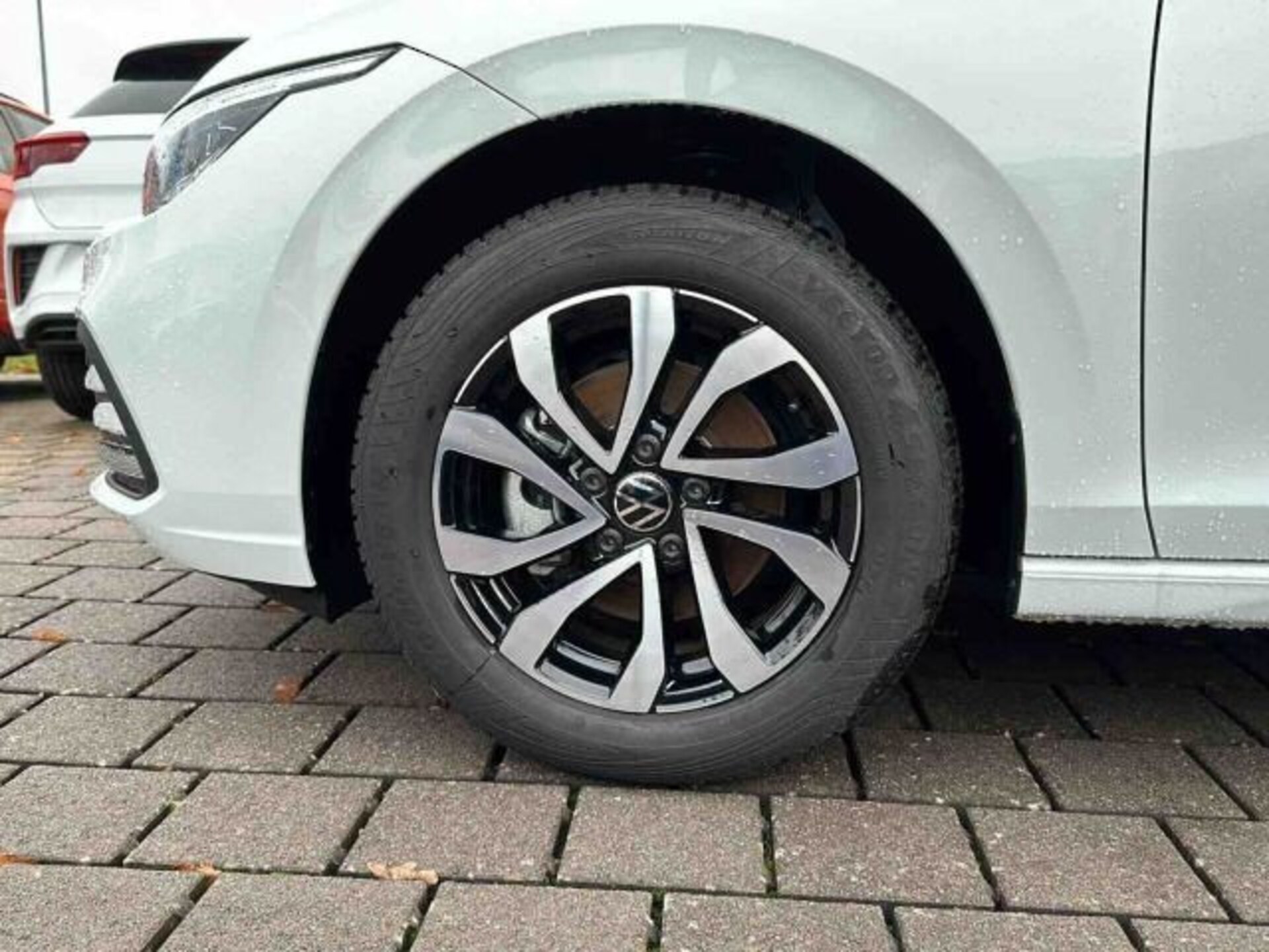 Volkswagen Golf Active