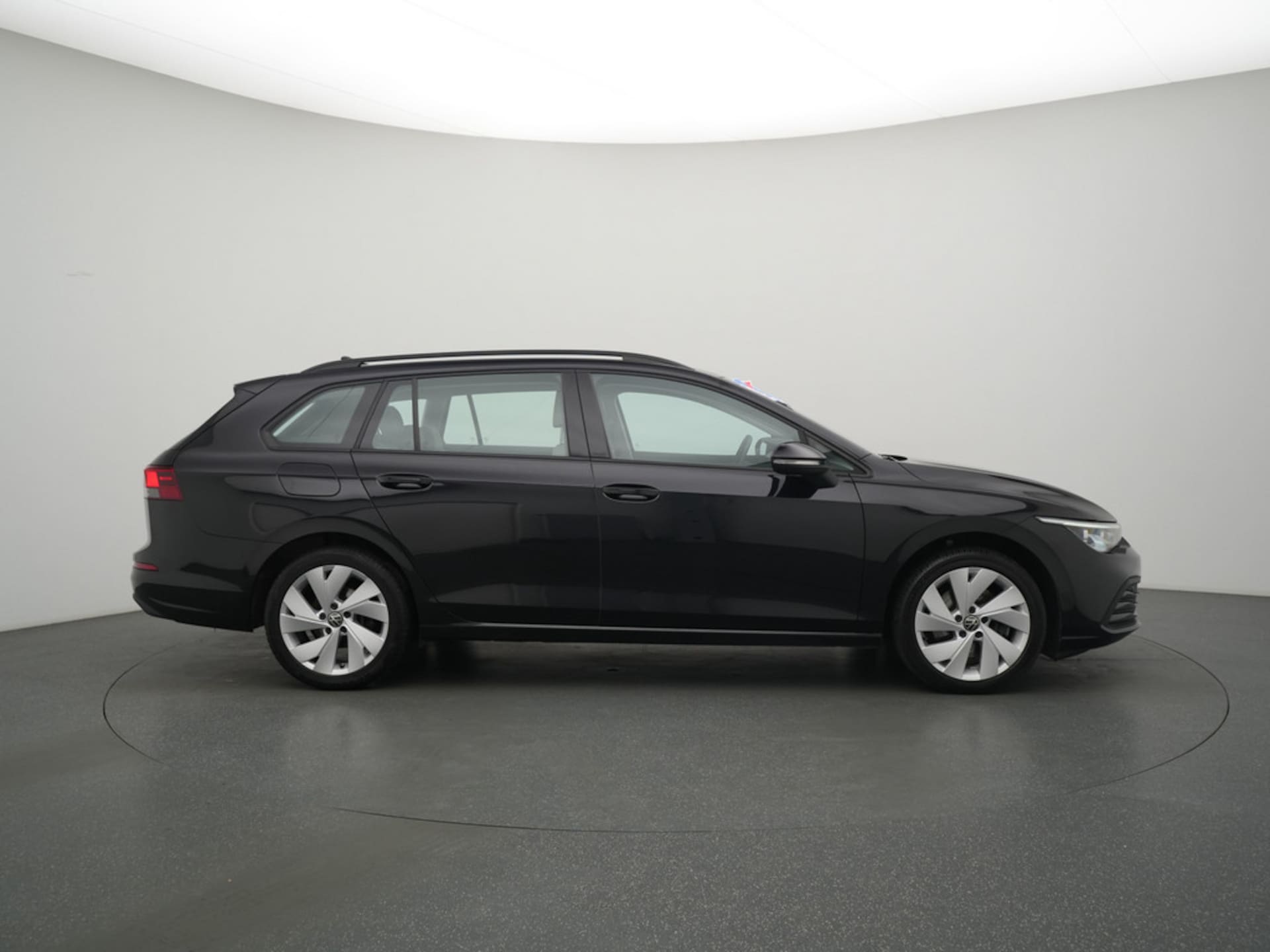 Volkswagen Golf Variant Life