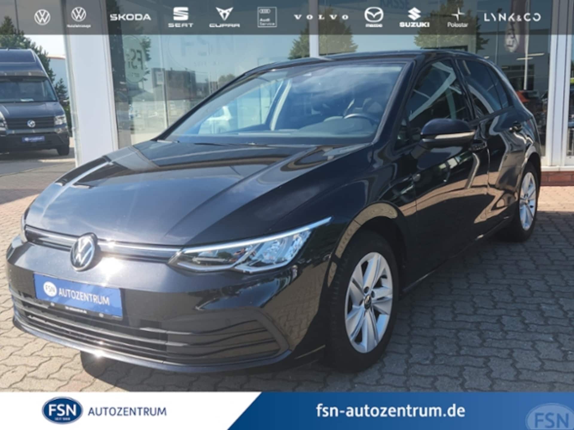 Volkswagen Golf Life