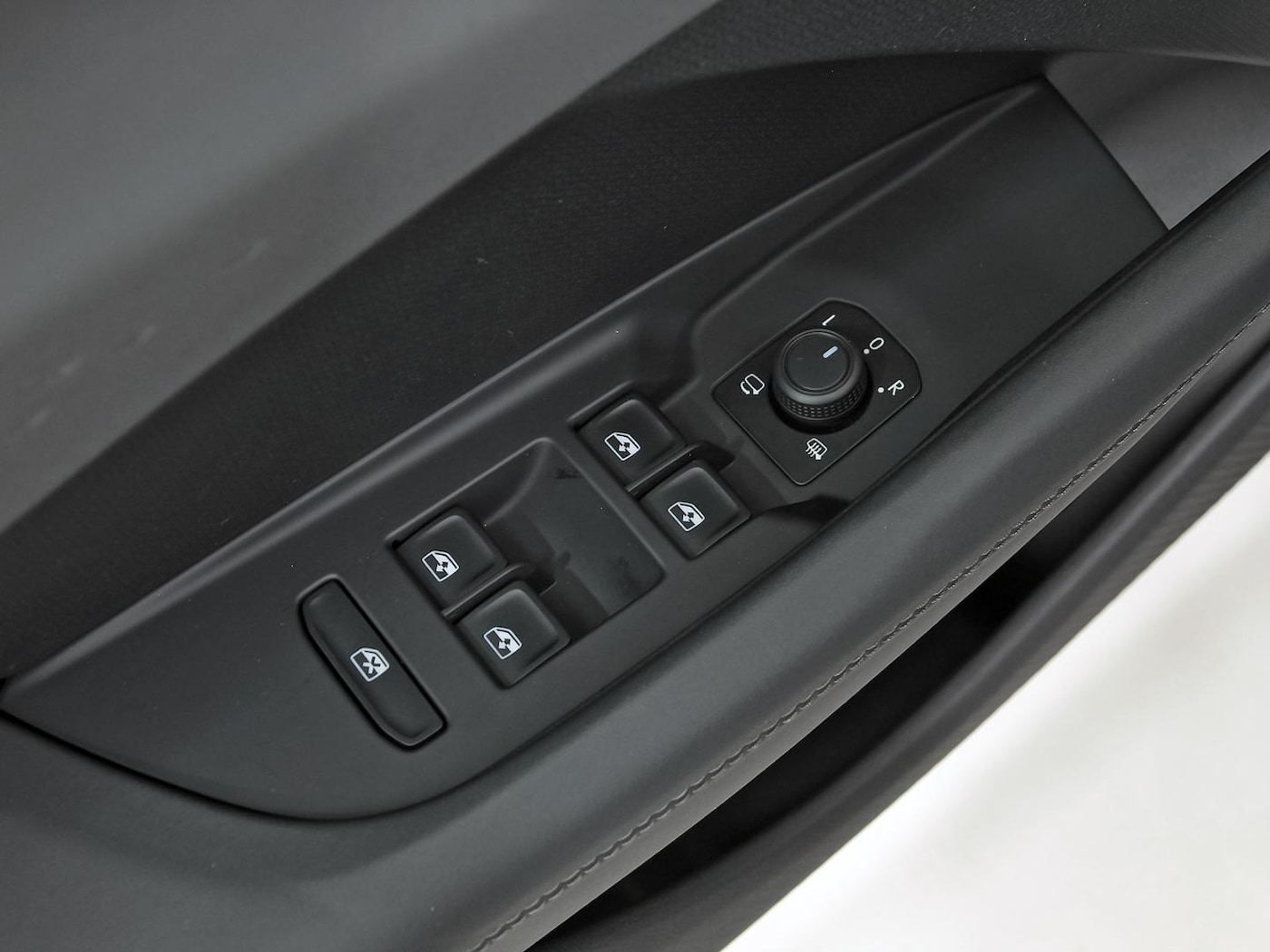 CUPRA Terramar 1.5 TSI e-Hybrid DSG 150 kW (204 CV) — photo 11
