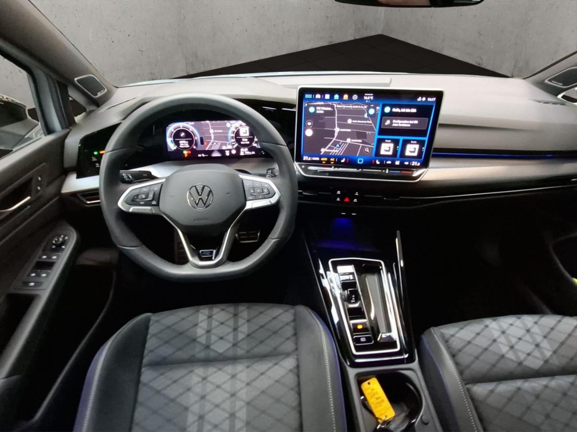 Volkswagen Golf R-Line