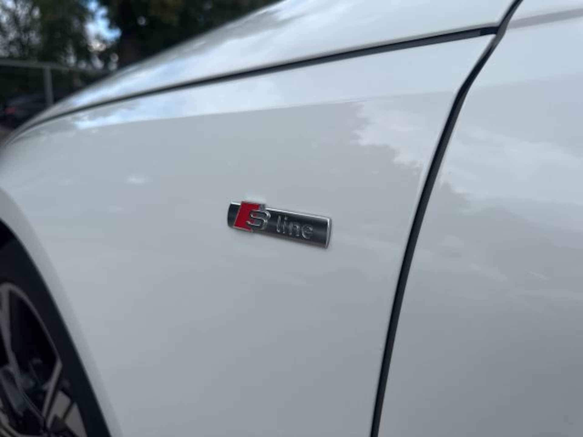 Audi A4 Avant S line