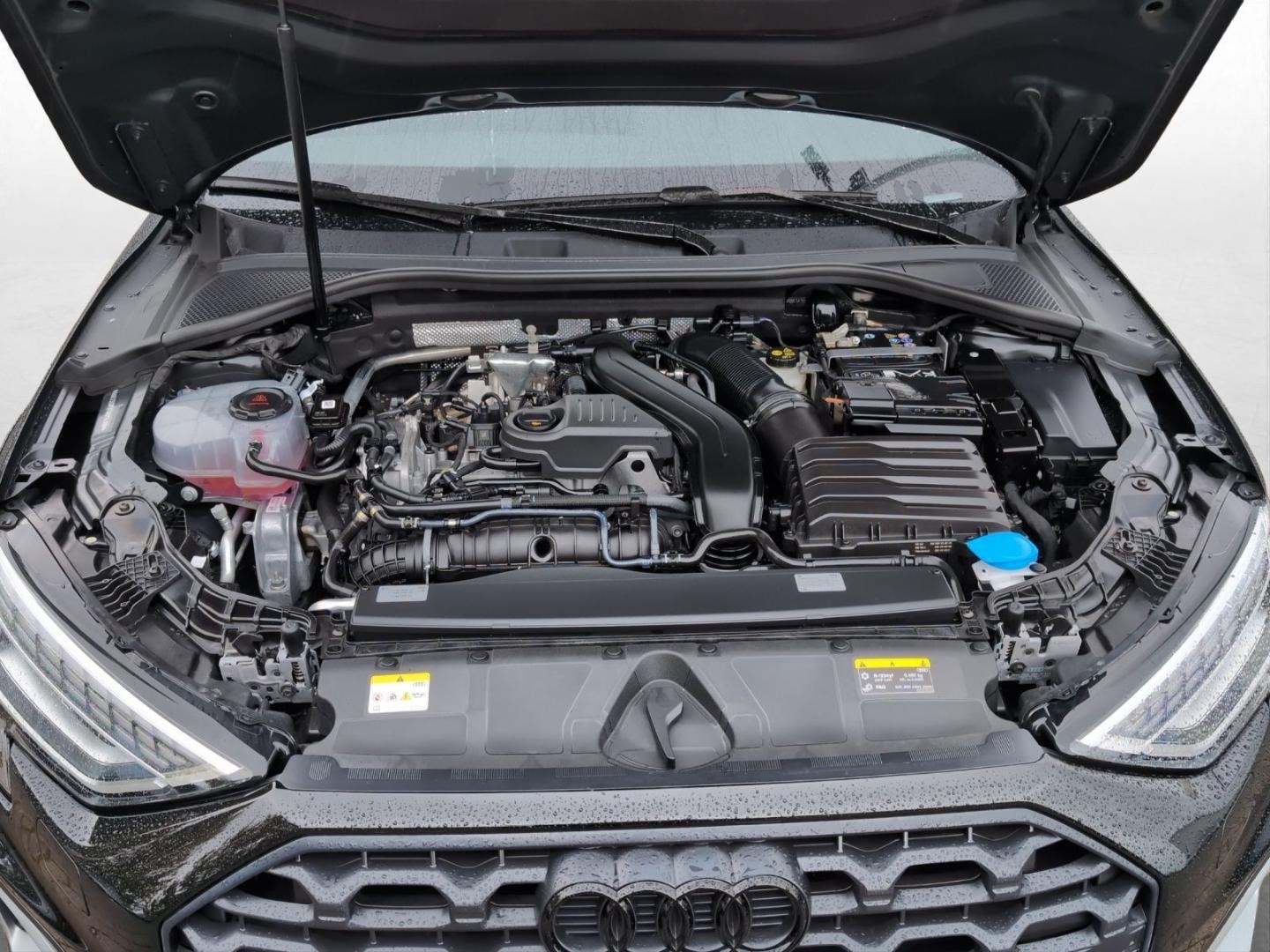 Bild über Audi A3 allstreet TFSI Schaltgetriebe - für weitere Informationen kontaktieren Sie den Audi Partner