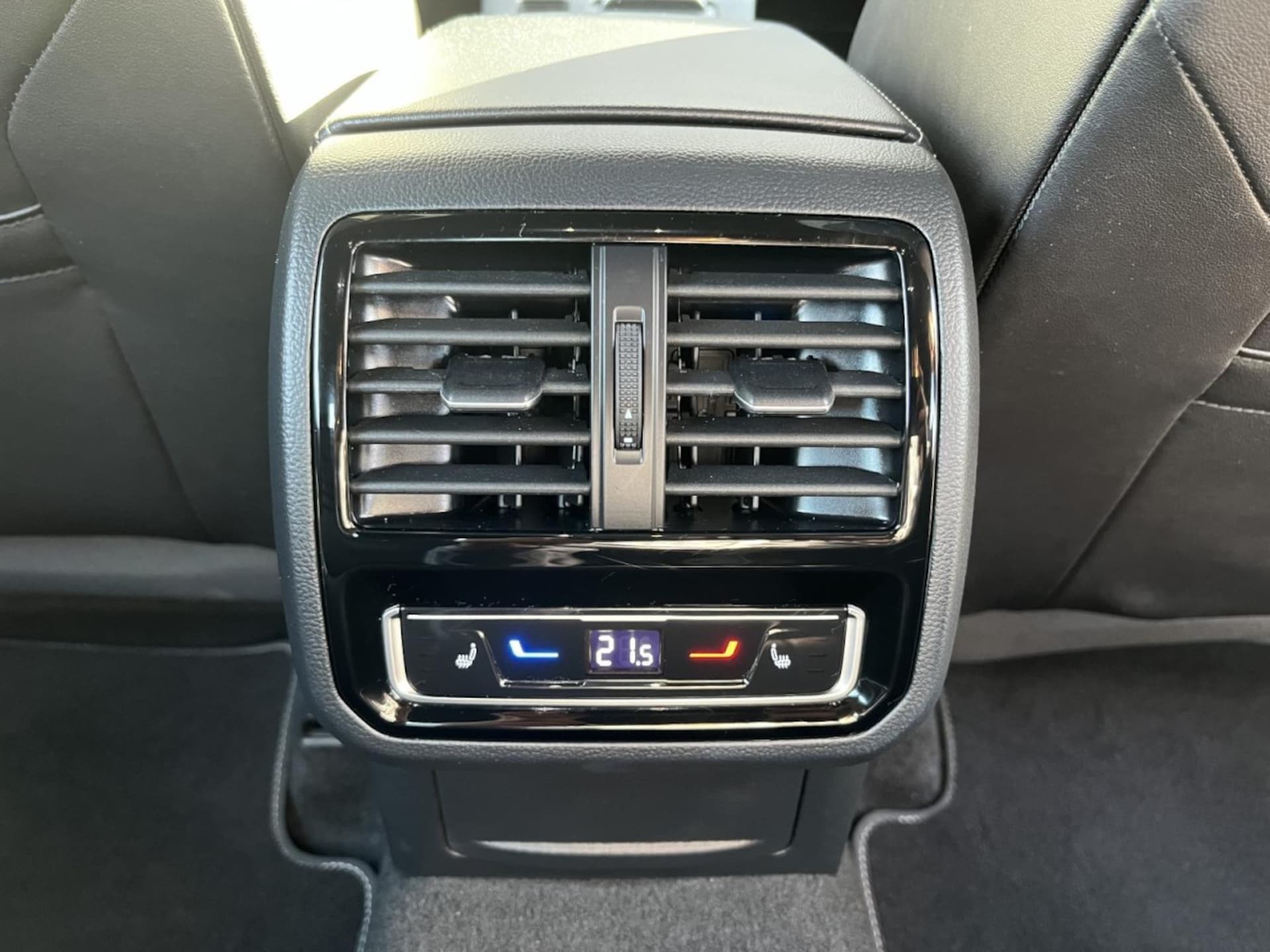 Volkswagen Arteon R-Line