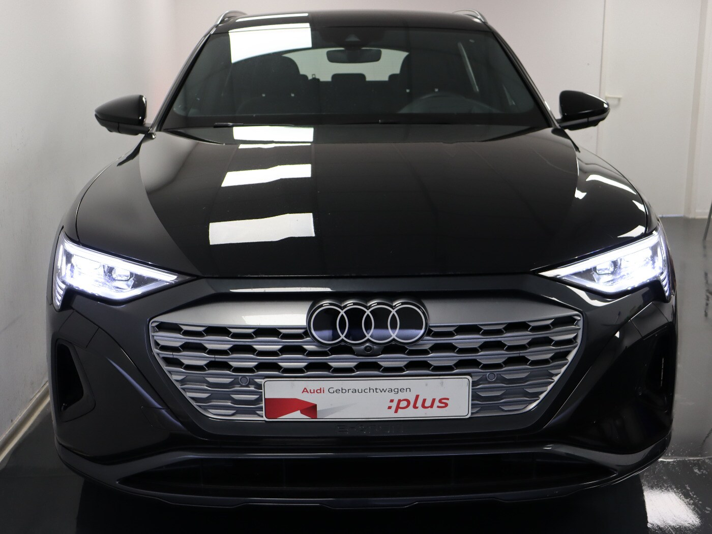 Image about Audi Q8 e-tron advanced 55 e-tron quattro
