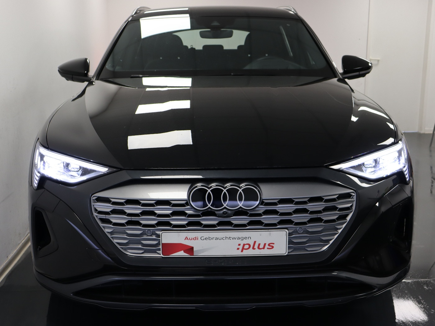 Image about Audi Q8 e-tron advanced 55 e-tron quattro