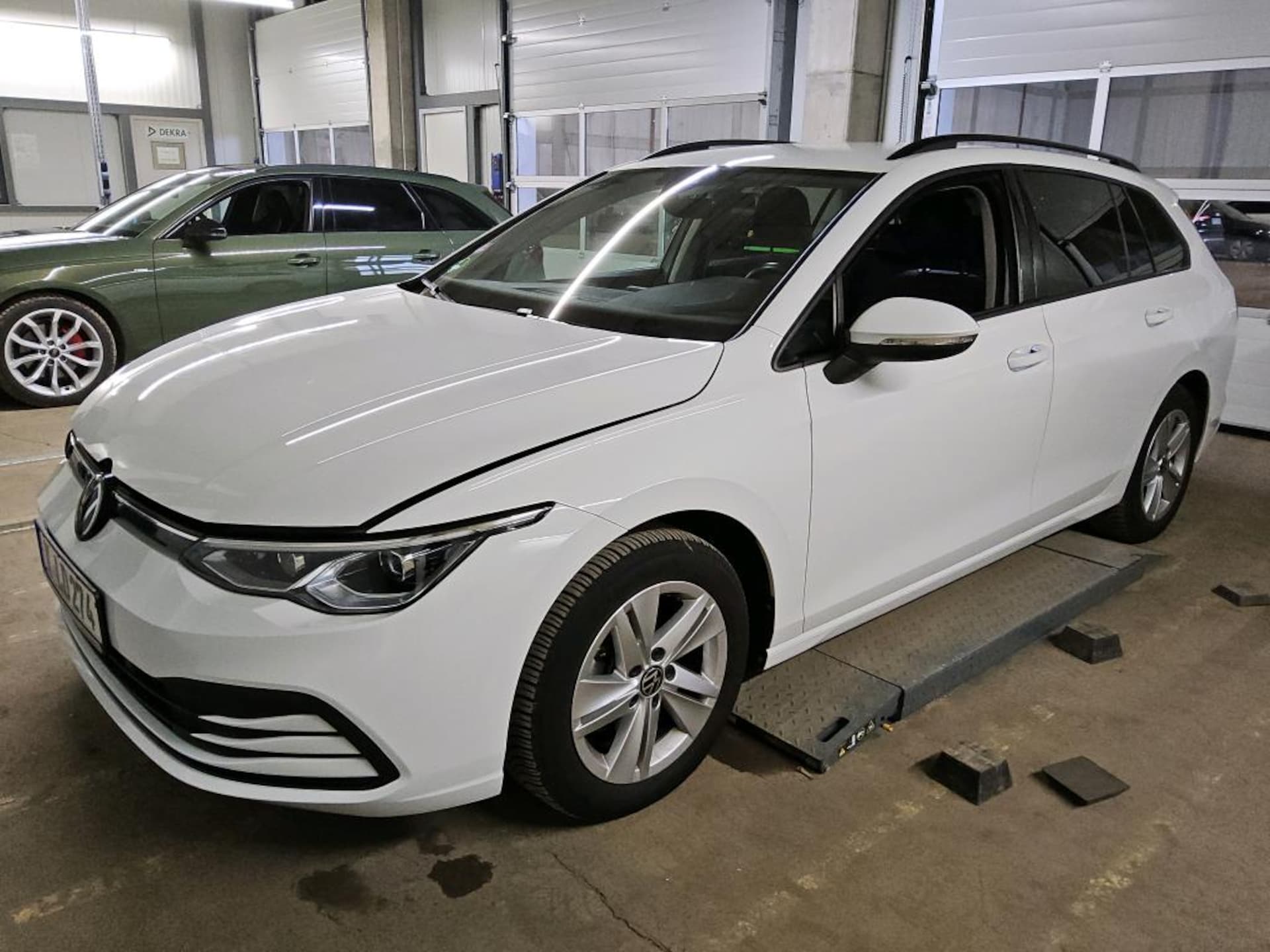 Volkswagen Golf Variant Life