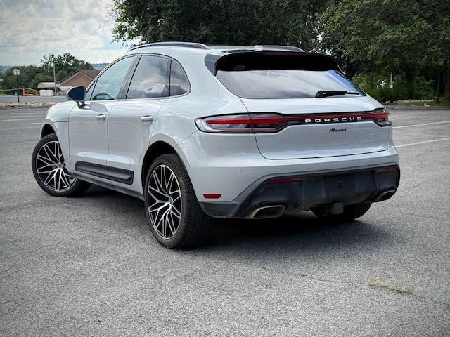 2025 Porsche Macan