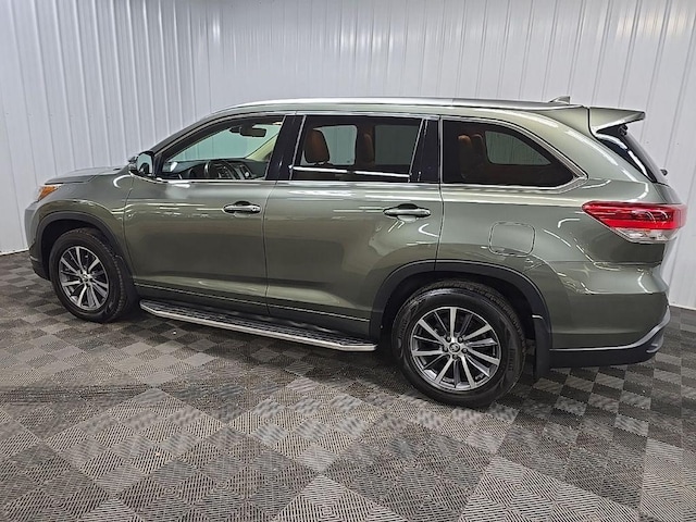 2017 Toyota Highlander