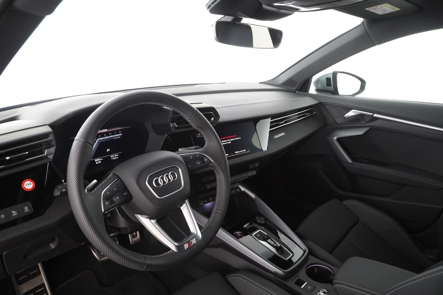 Bild über Audi S3 Sportback TFSI quattro S tronic - für weitere Informationen kontaktieren Sie den Audi Partner