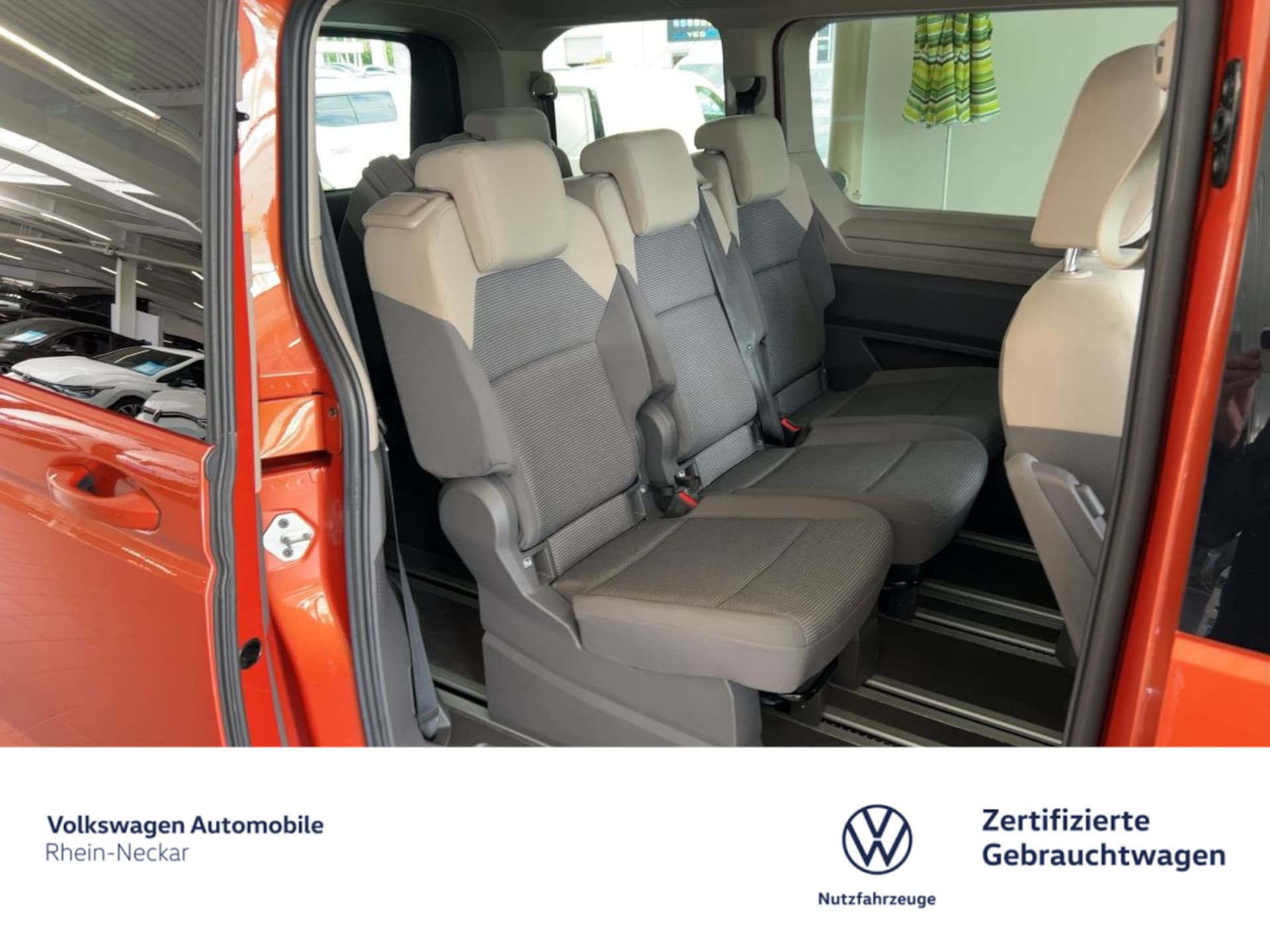 Volkswagen Multivan Basis-Modell