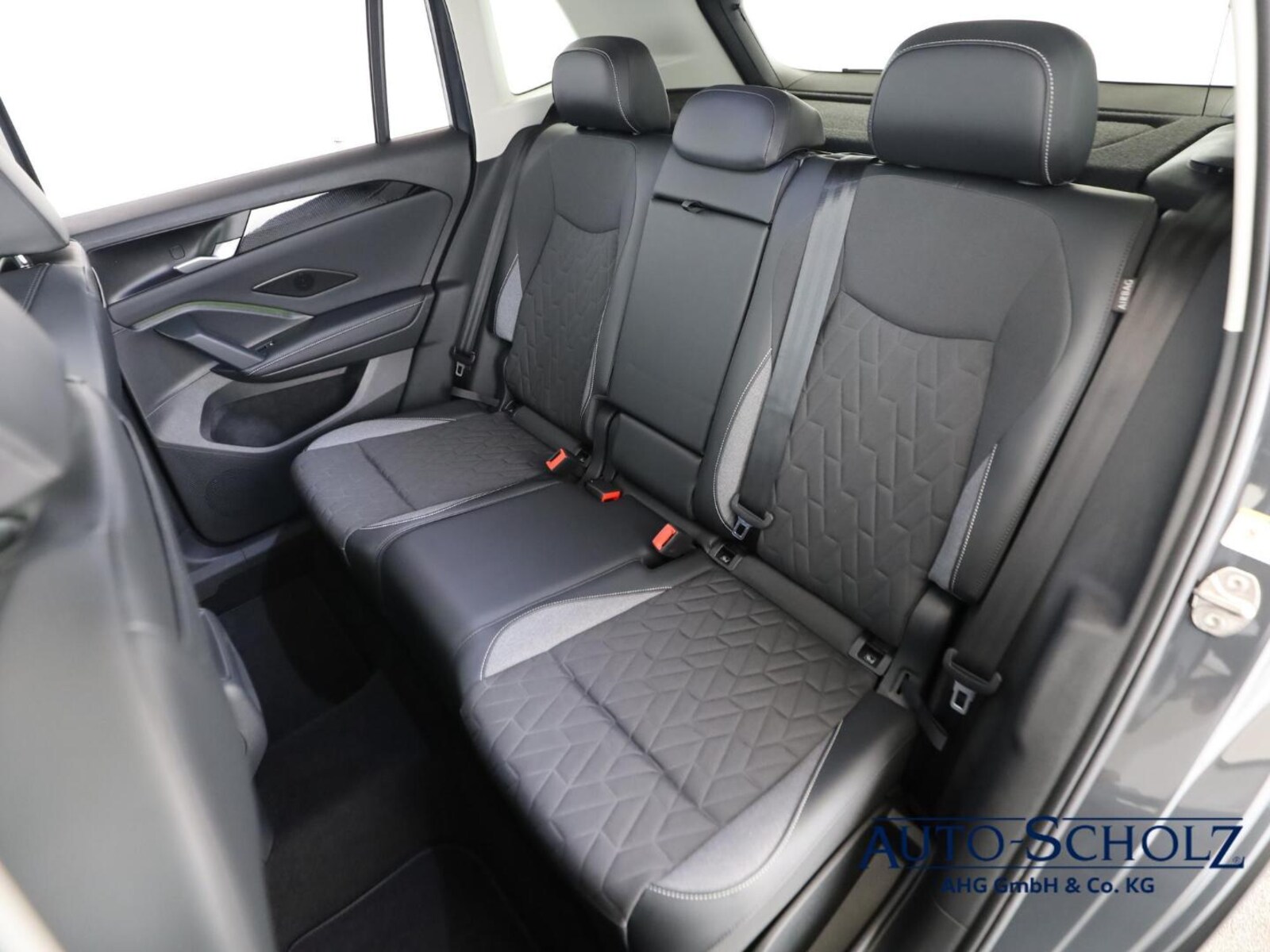 Volkswagen Tiguan – Bild 9