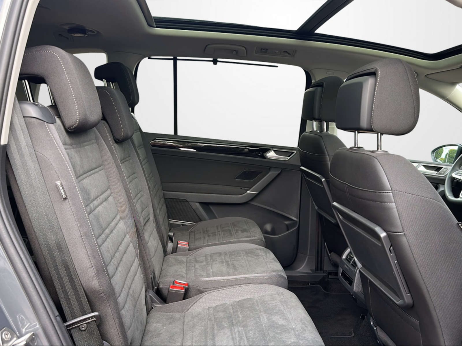 Volkswagen Touran – Bild 12