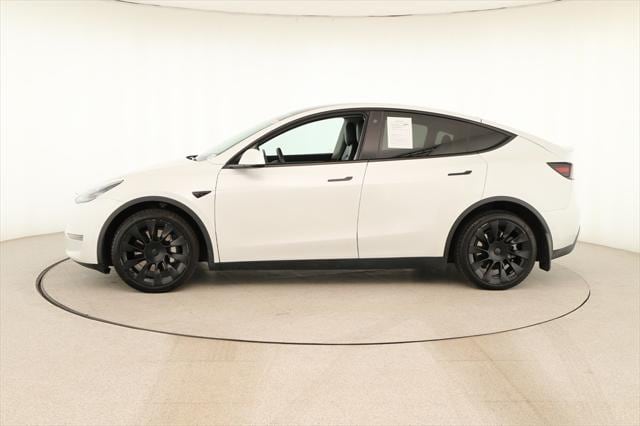 Used 2022 Tesla Model Y Long Range with VIN 7SAYGDEE4NF415425 for sale in Kansas City
