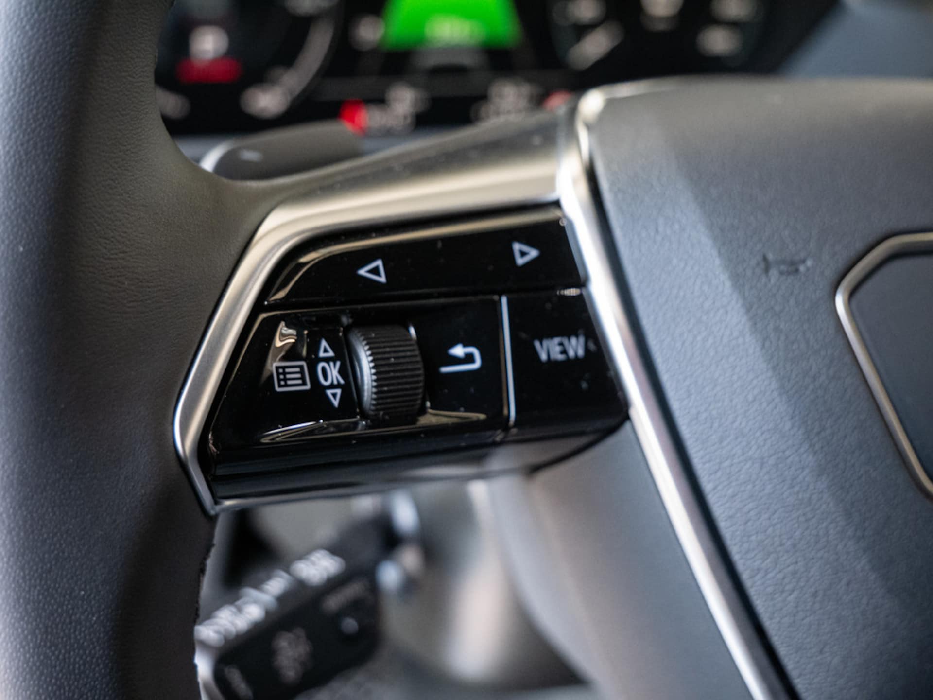 Audi Q8 e-tron S line