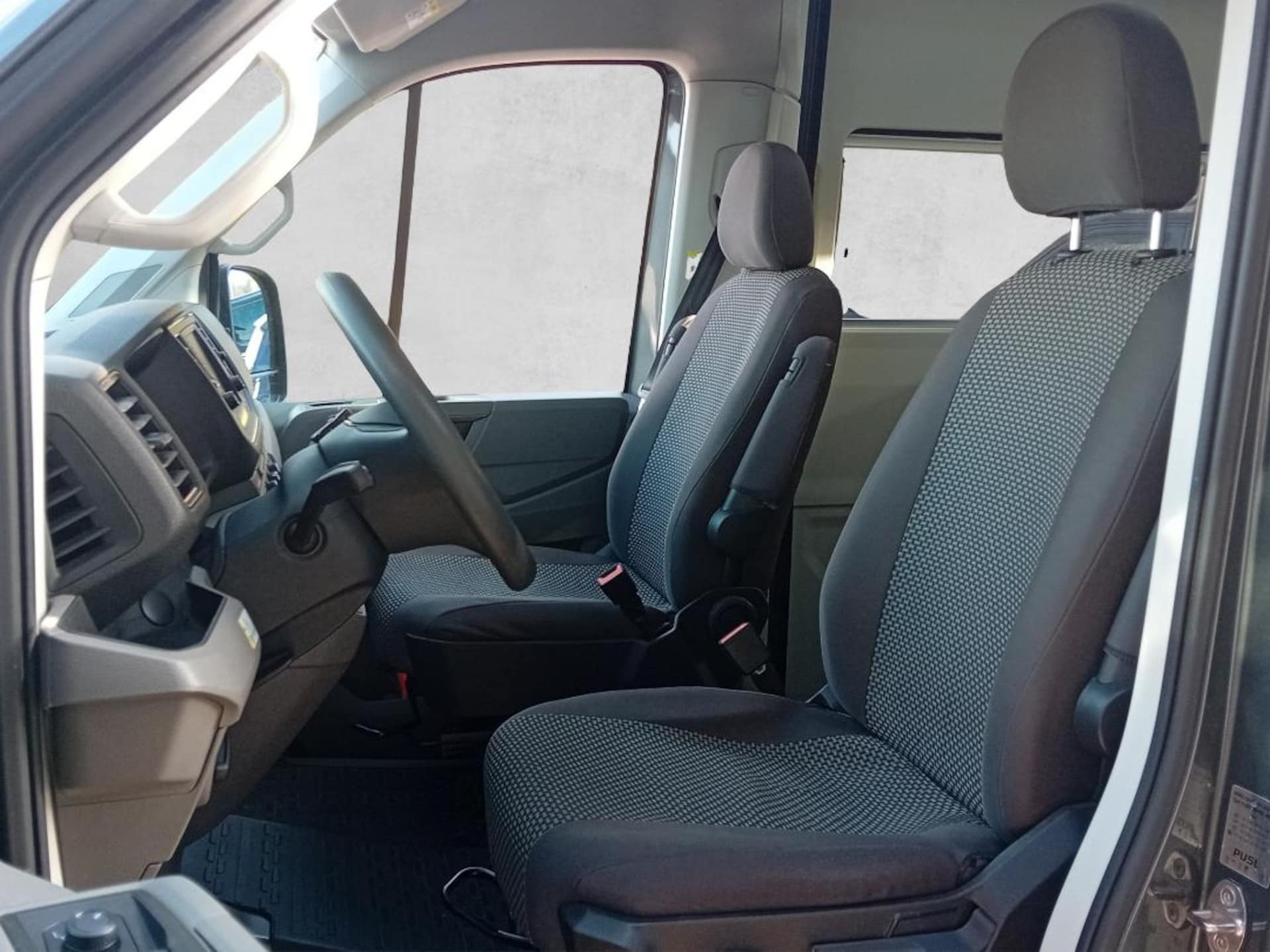Volkswagen Grand California 680