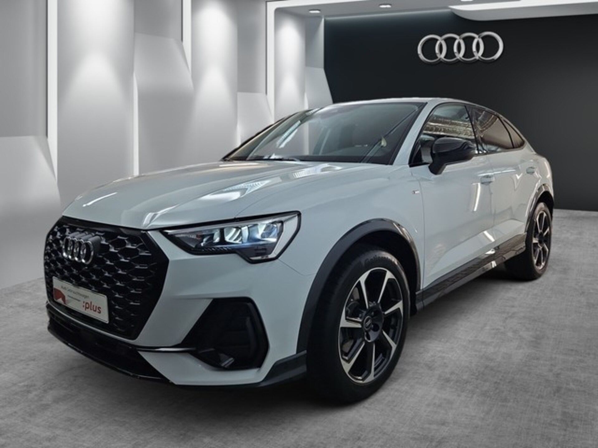 Audi Q3 Sportback S line