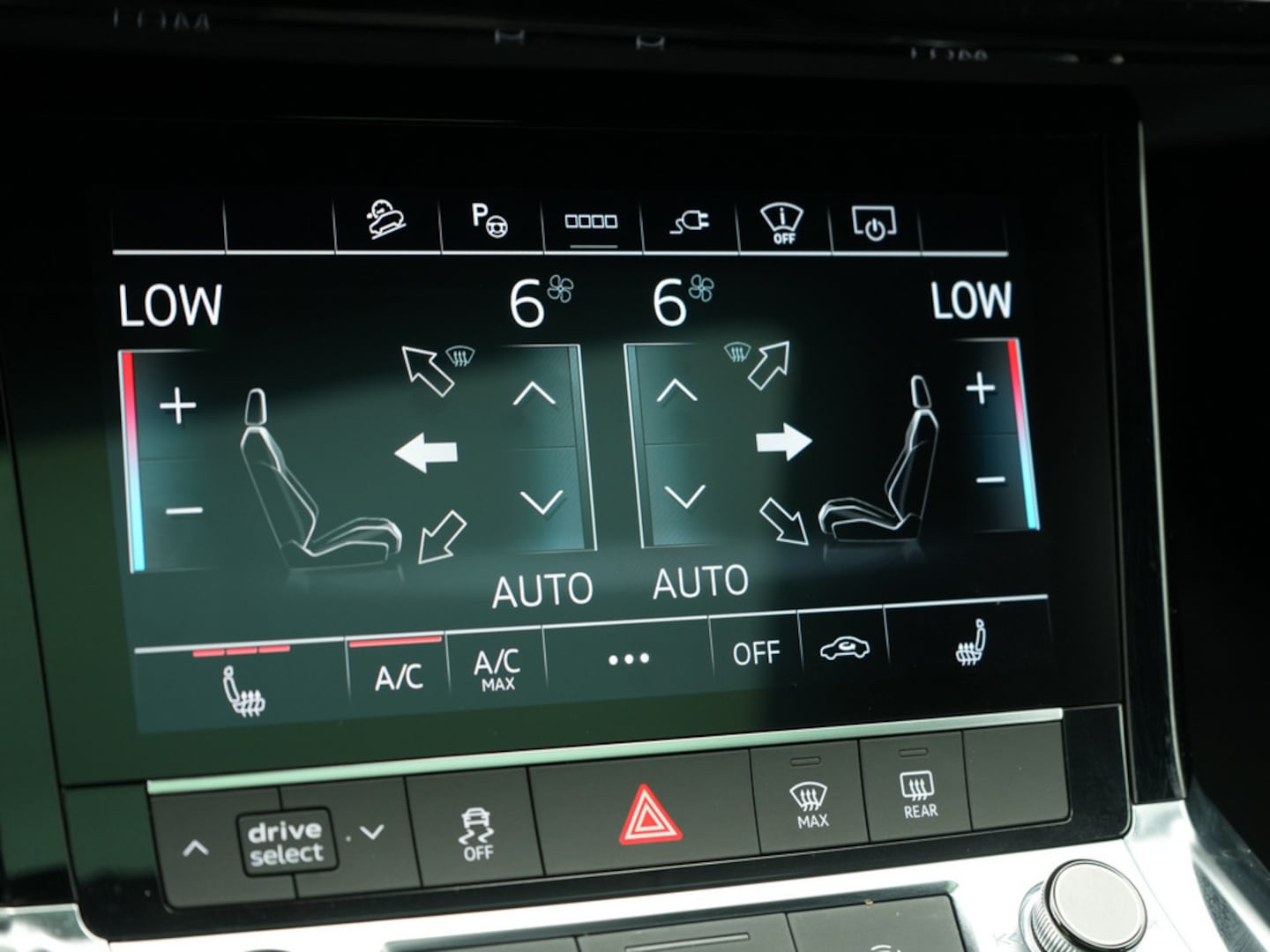Bild über Audi Q8 e-tron S line 50 e-tron quattro - für weitere Informationen kontaktieren Sie den Audi Partner