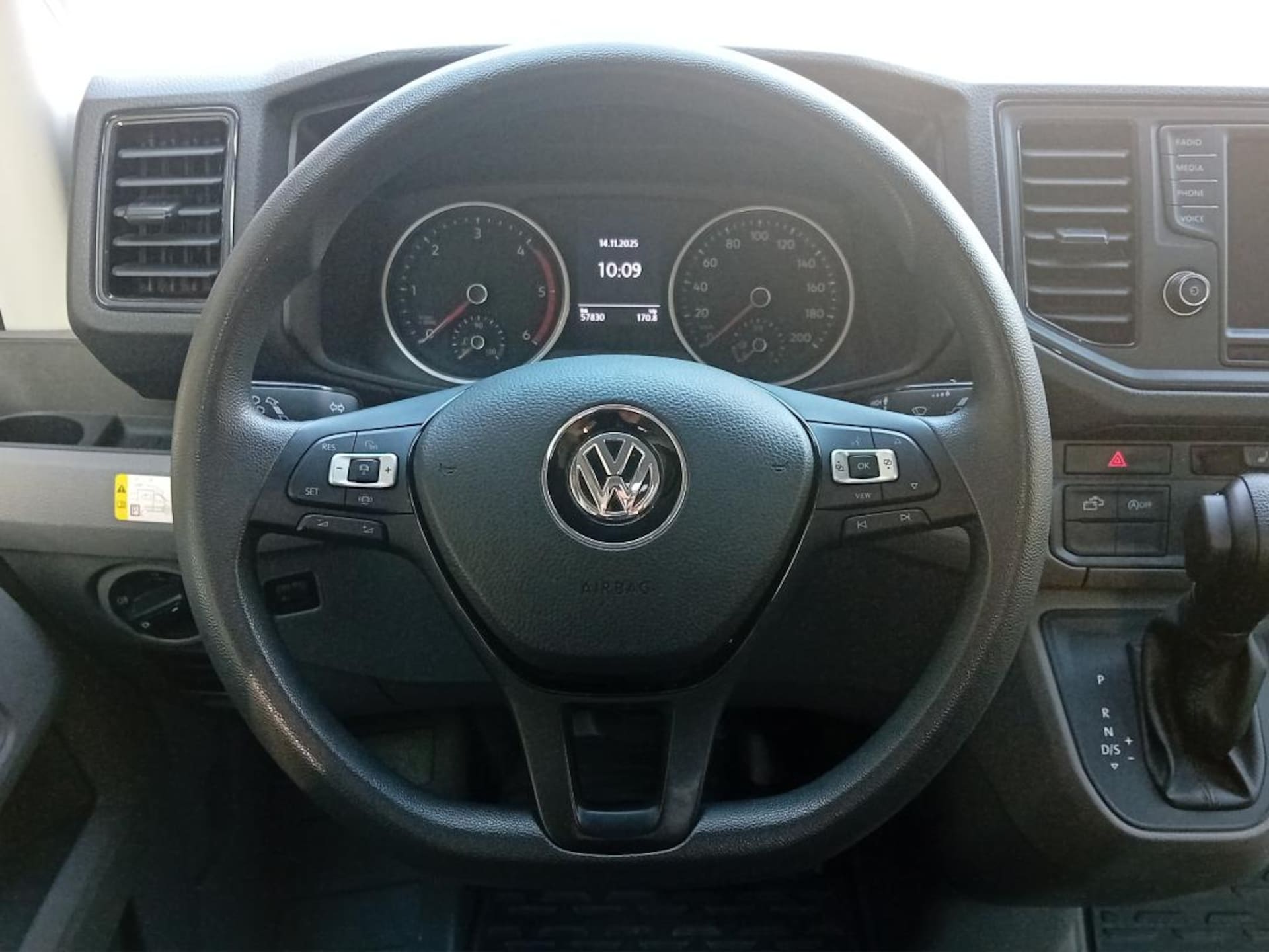 Volkswagen Grand California 680