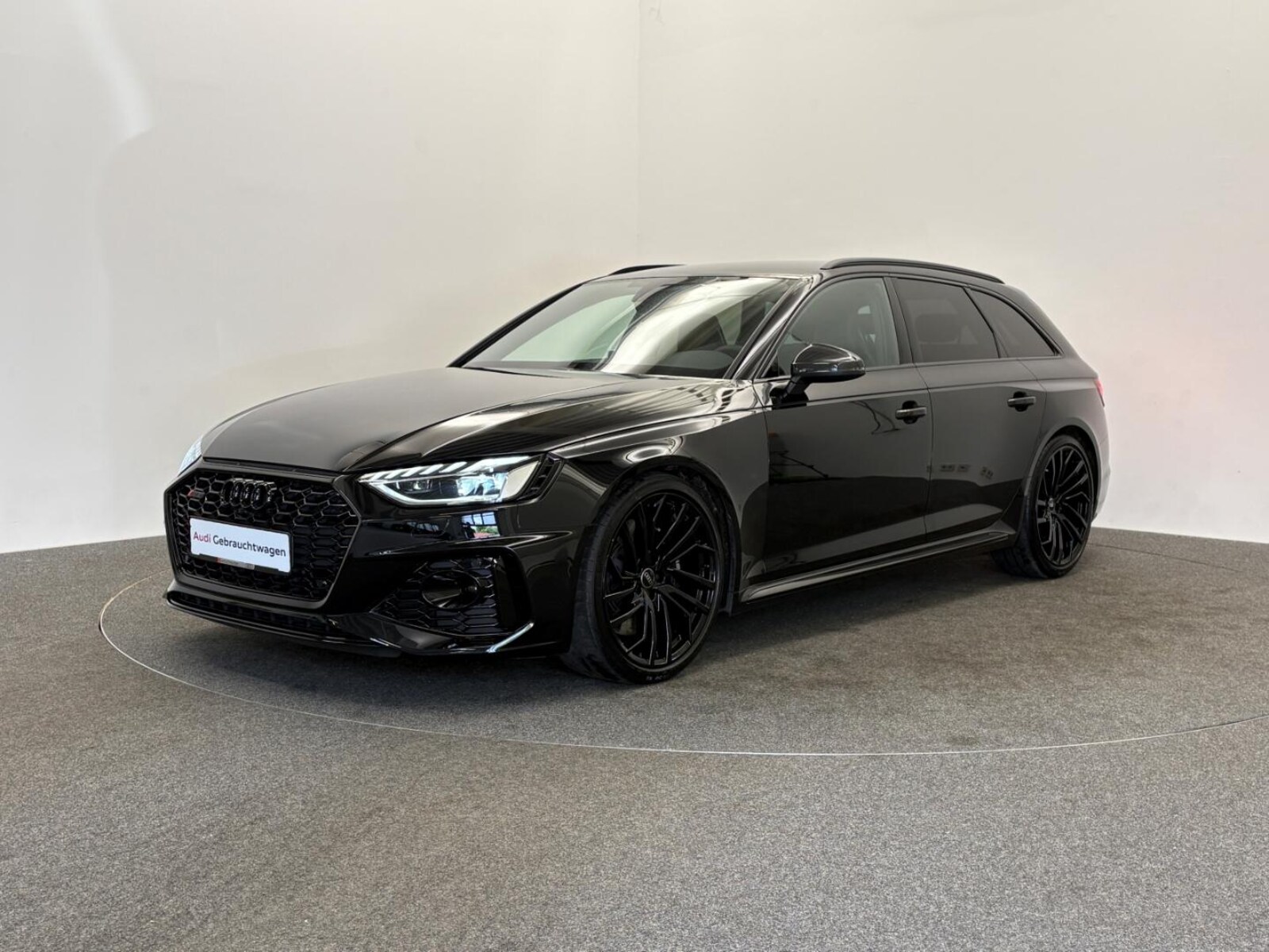 Audi RS 4 Avant