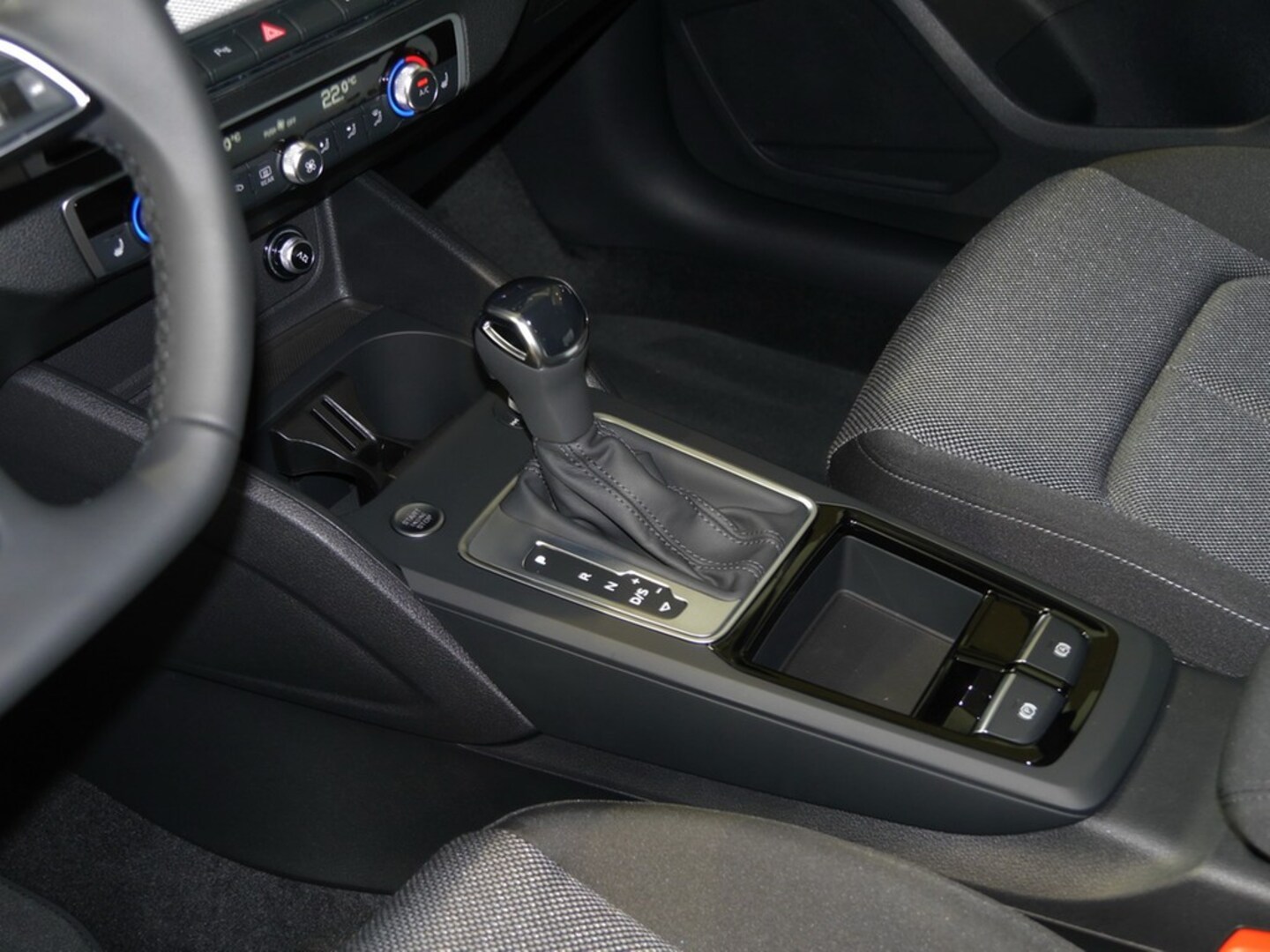 Bild über Audi Q2 advanced 35 TDI S tronic - für weitere Informationen kontaktieren Sie den Audi Partner