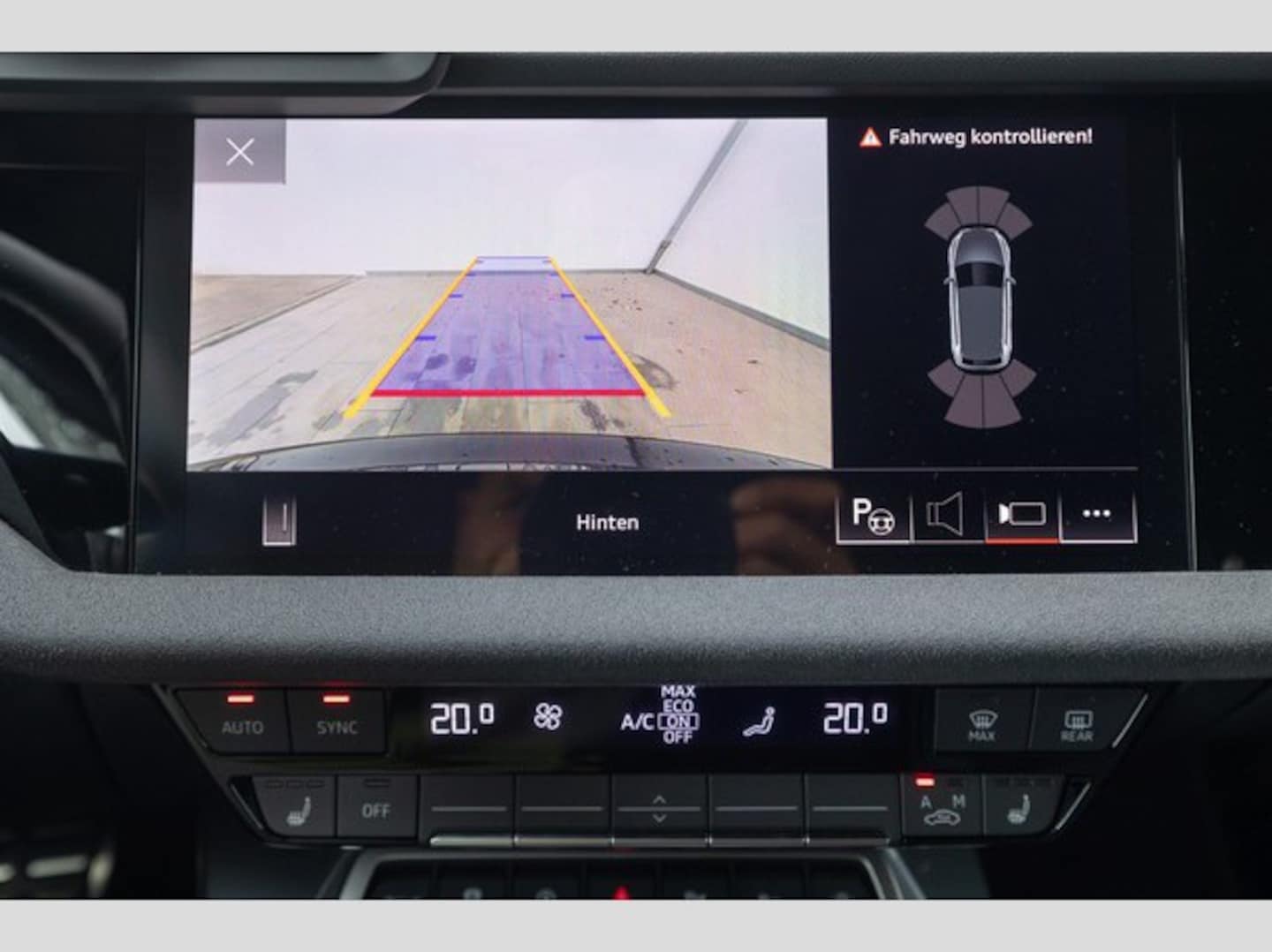 Bild über Audi S3 Sportback TFSI quattro S tronic - für weitere Informationen kontaktieren Sie den Audi Partner