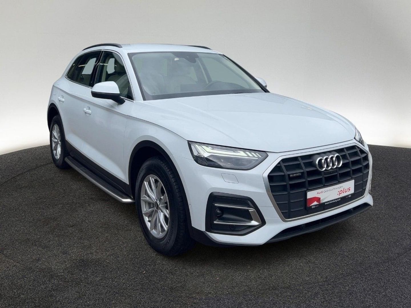 Bild über Audi Q5 40 TDI quattro S tronic - für weitere Informationen kontaktieren Sie den Audi Partner