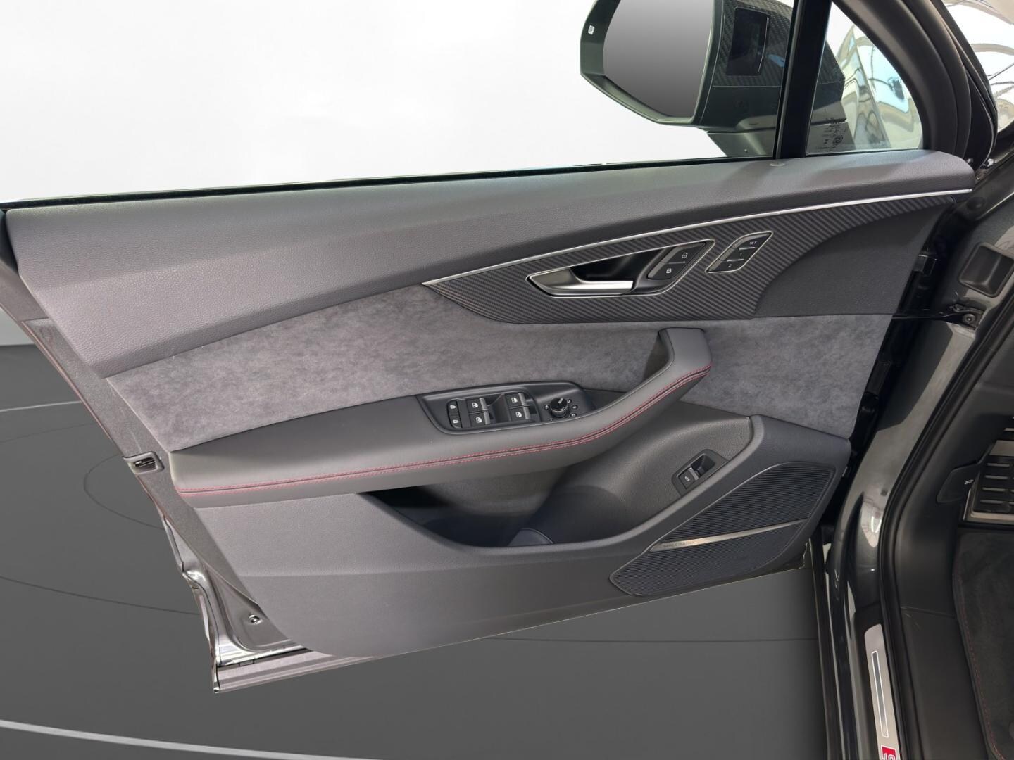 Bild über Audi Q7 SUV S line business TDI quattro 210 kW tiptronic - für weitere Informationen kontaktieren Sie den Audi Partner