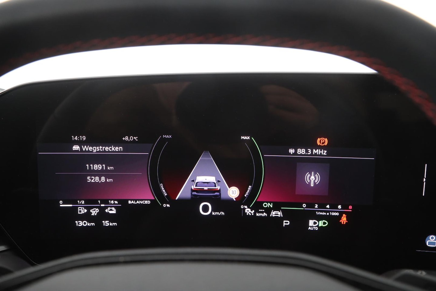 Bild über Audi A5 Avant e-hybrid e-hybrid quattro 220 kW S tronic - für weitere Informationen kontaktieren Sie den Audi Partner