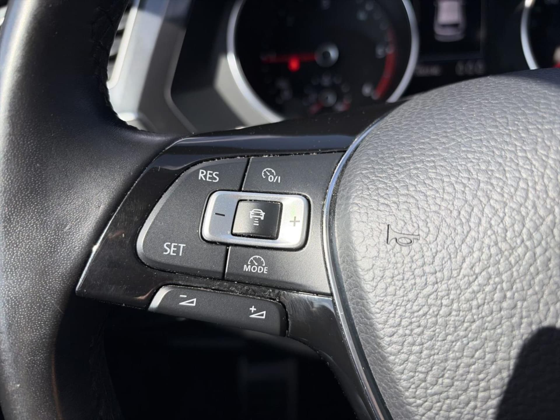 Volkswagen Tiguan SOUND
