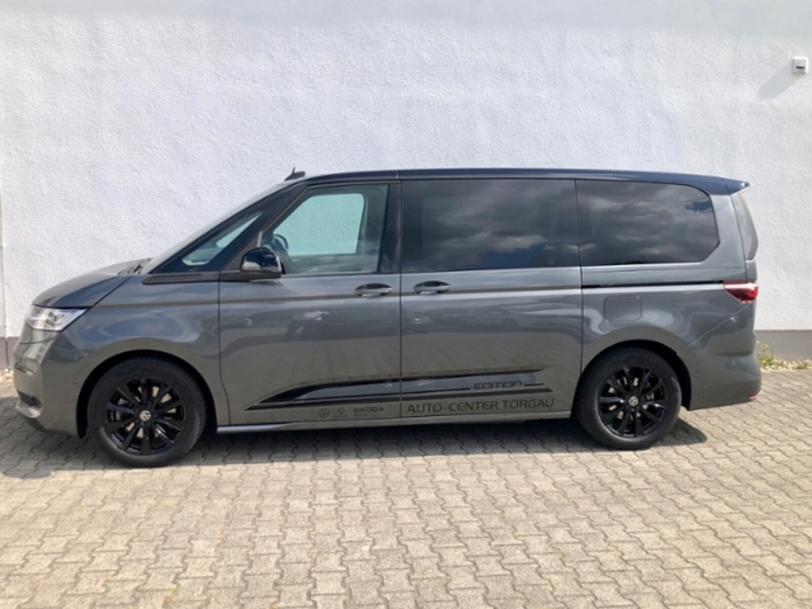 Volkswagen Multivan Langversion – Bild 2