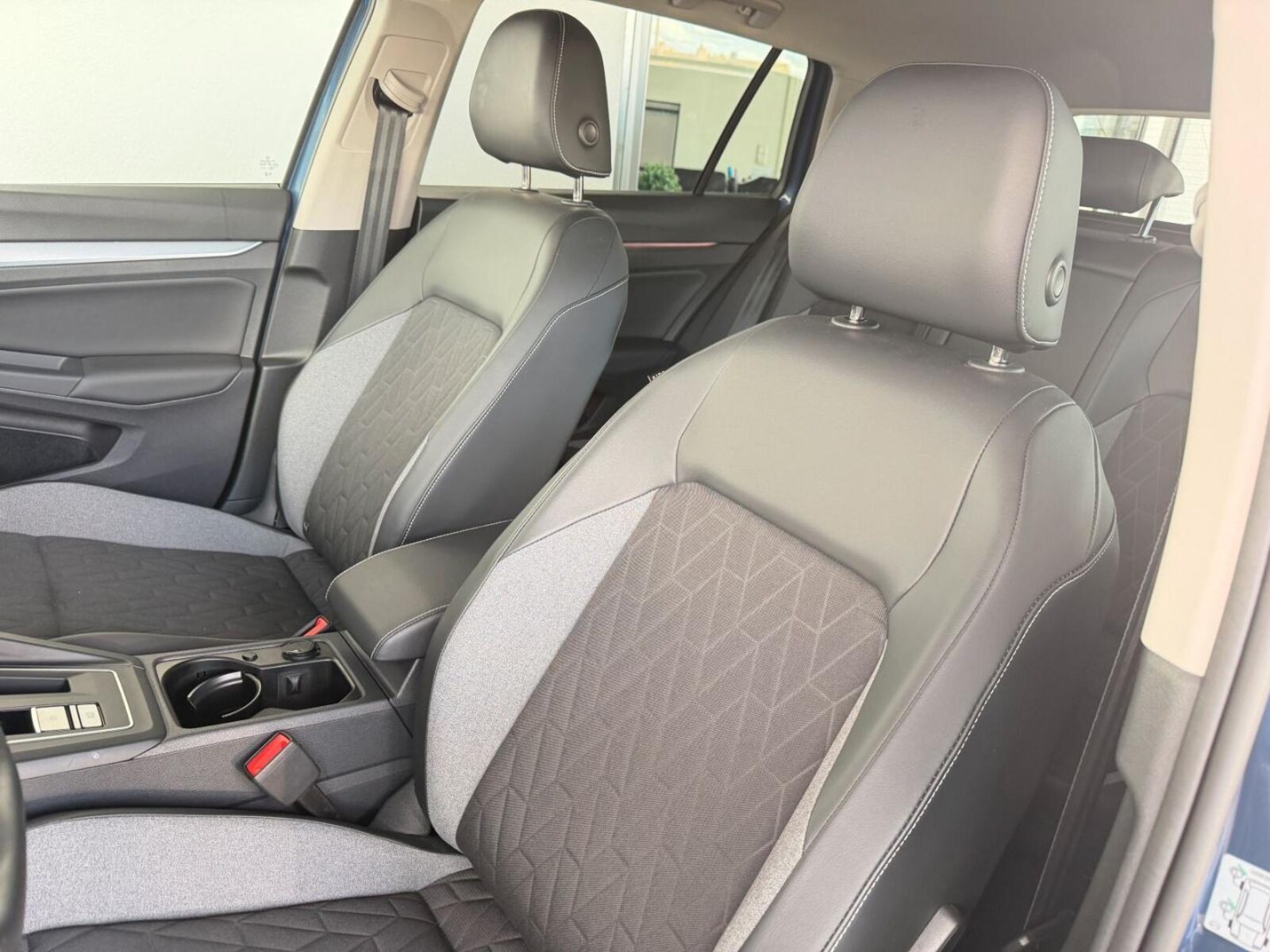 Volkswagen Golf Variant – Bild 9