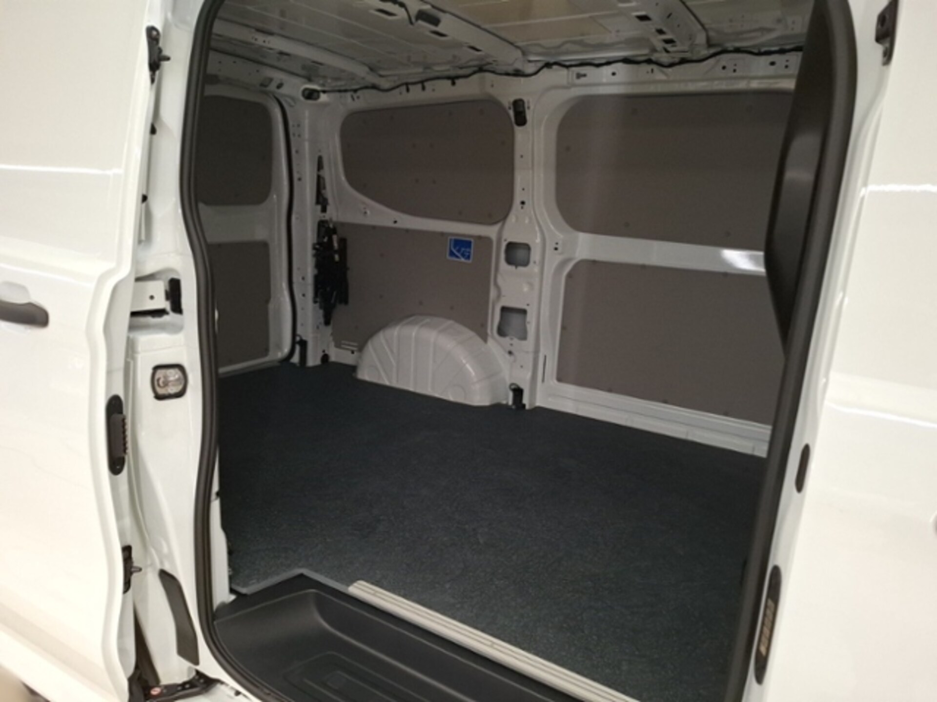 Volkswagen Transporter Kasten kurzer Radstand