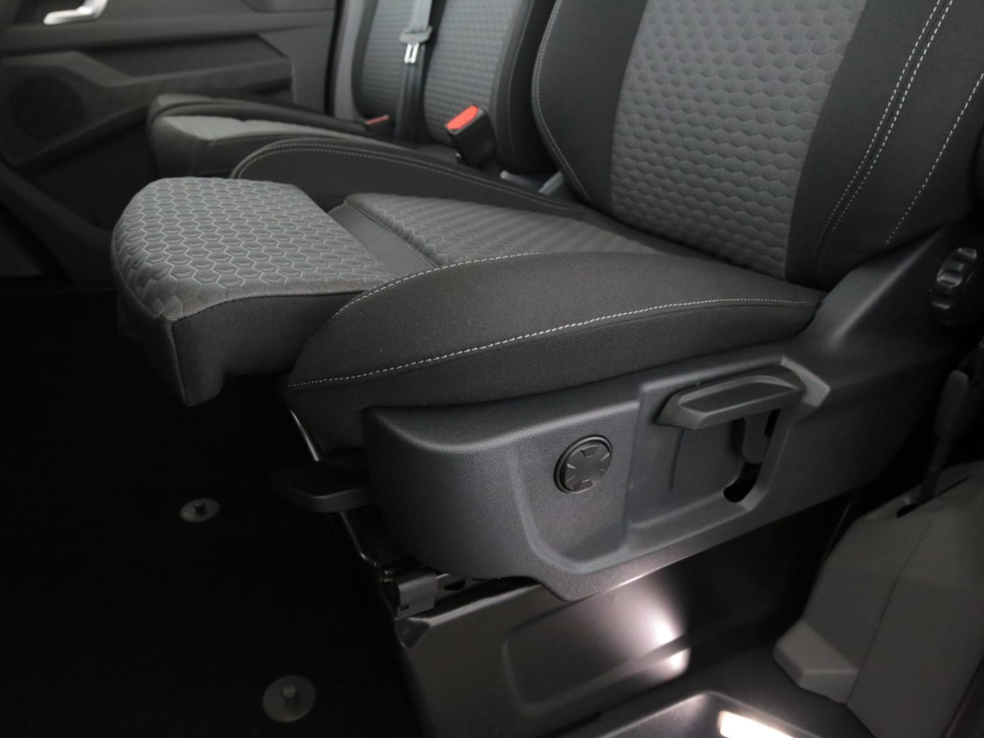 Volkswagen e-Caravelle Life