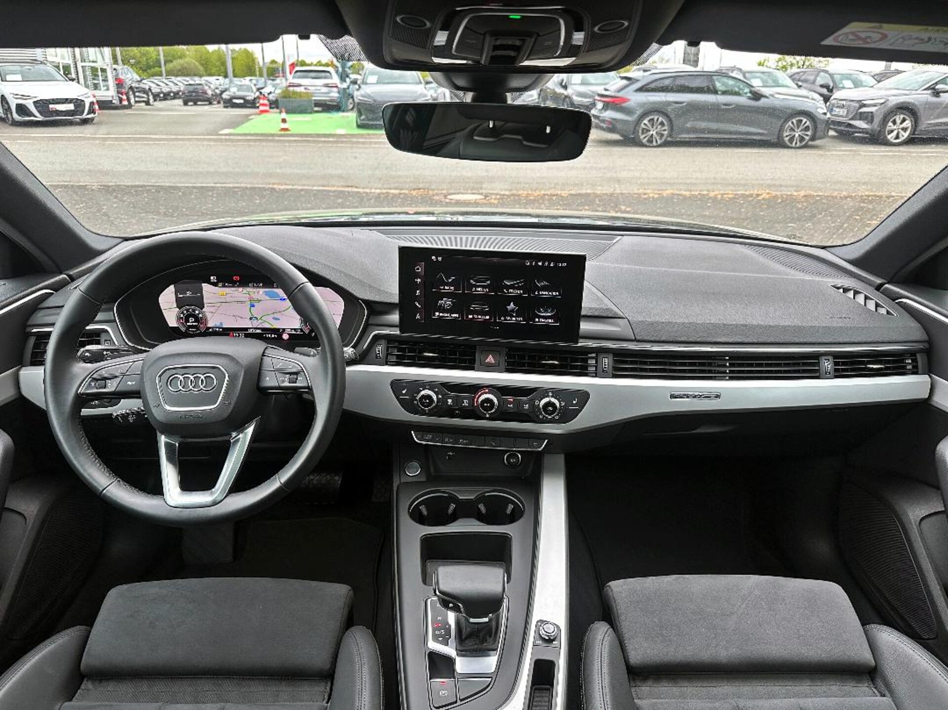Audi A4 Avant S line