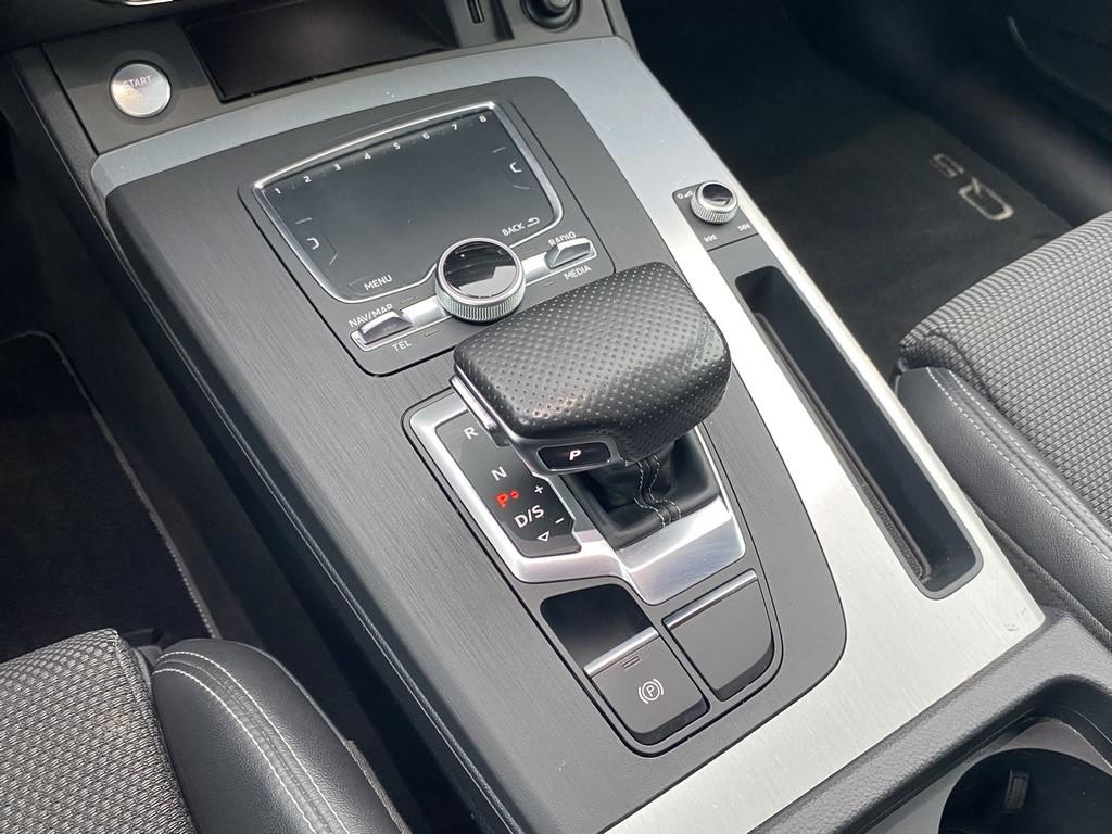 Image about Audi Q5 TFSI e S line 55 TFSI e quattro 270 kW (367 ch) S tronic