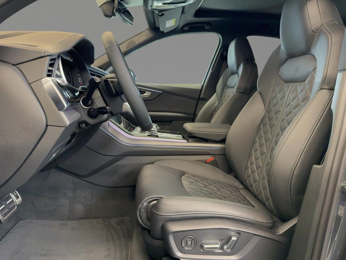 Bild über Audi Q7 SUV S line business TDI quattro 210 kW tiptronic - für weitere Informationen kontaktieren Sie den Audi Partner