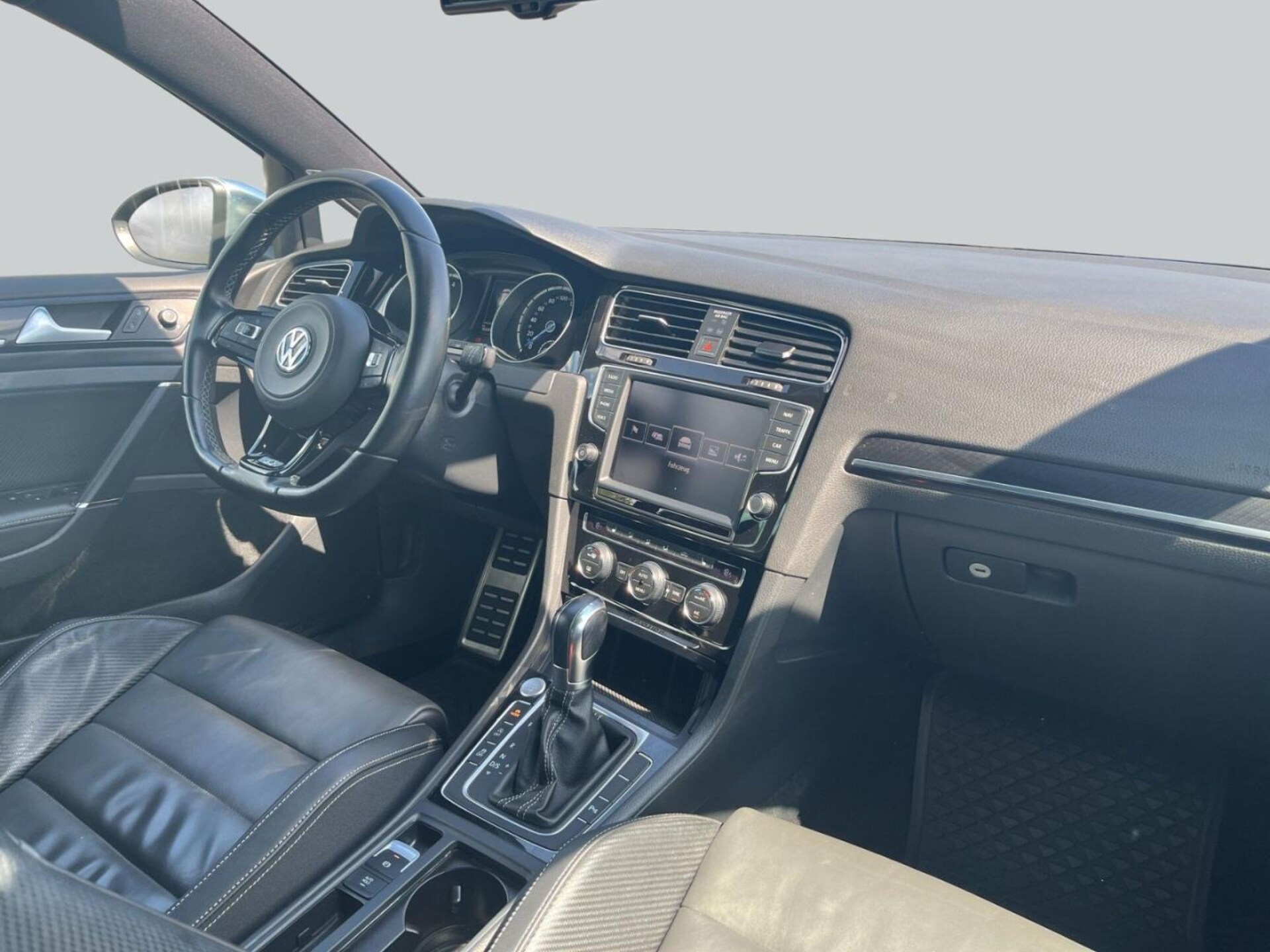 Volkswagen Golf Variant R