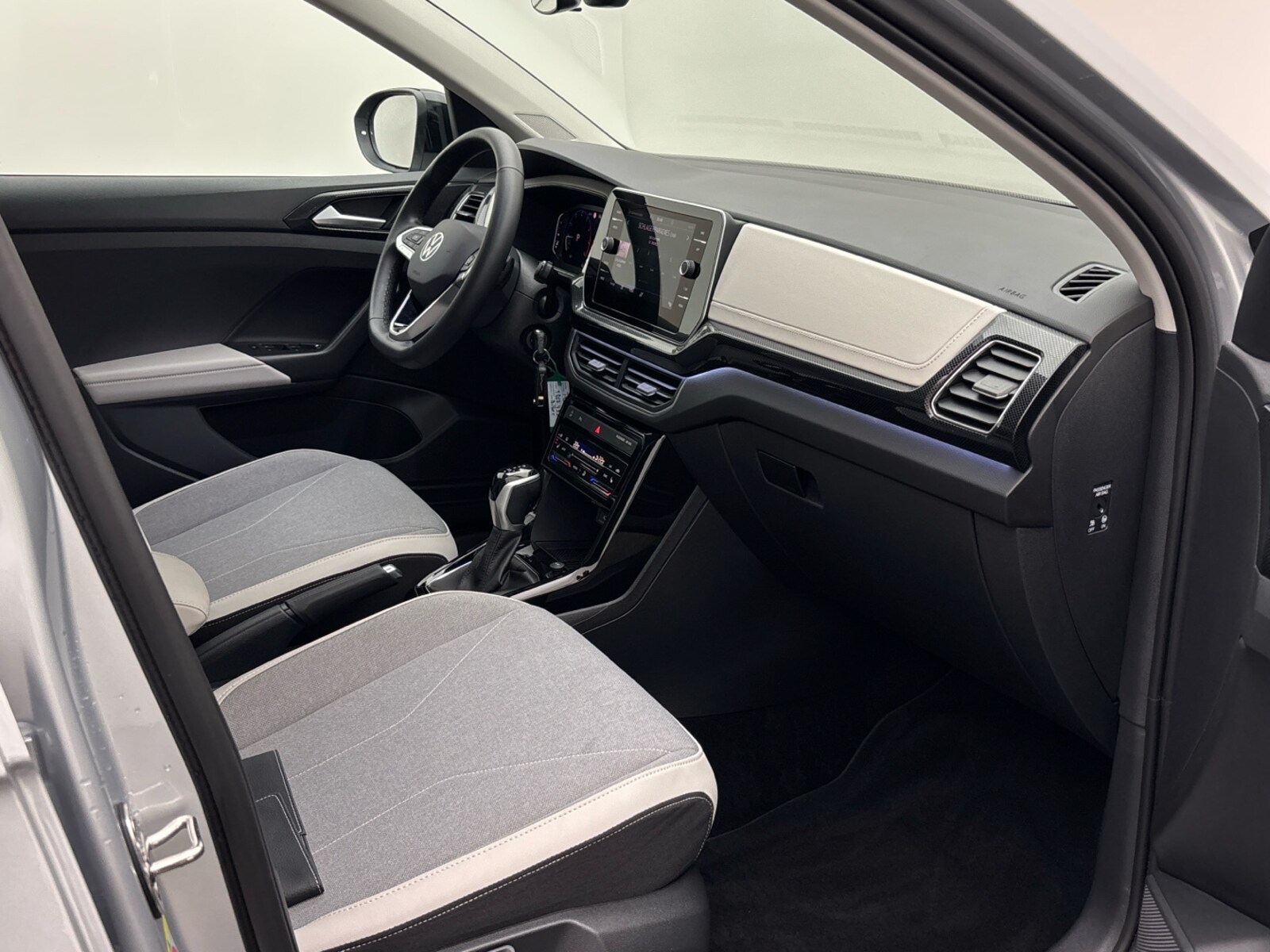 Volkswagen T-Cross – Bild 10