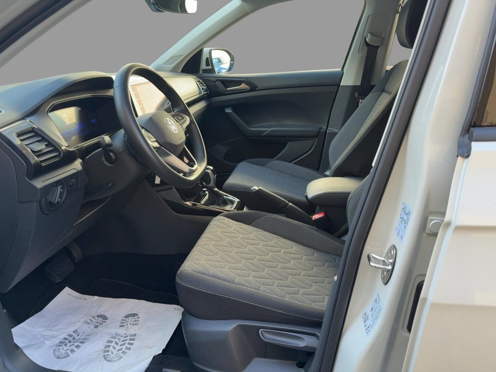 Volkswagen T-Cross – Bild 8