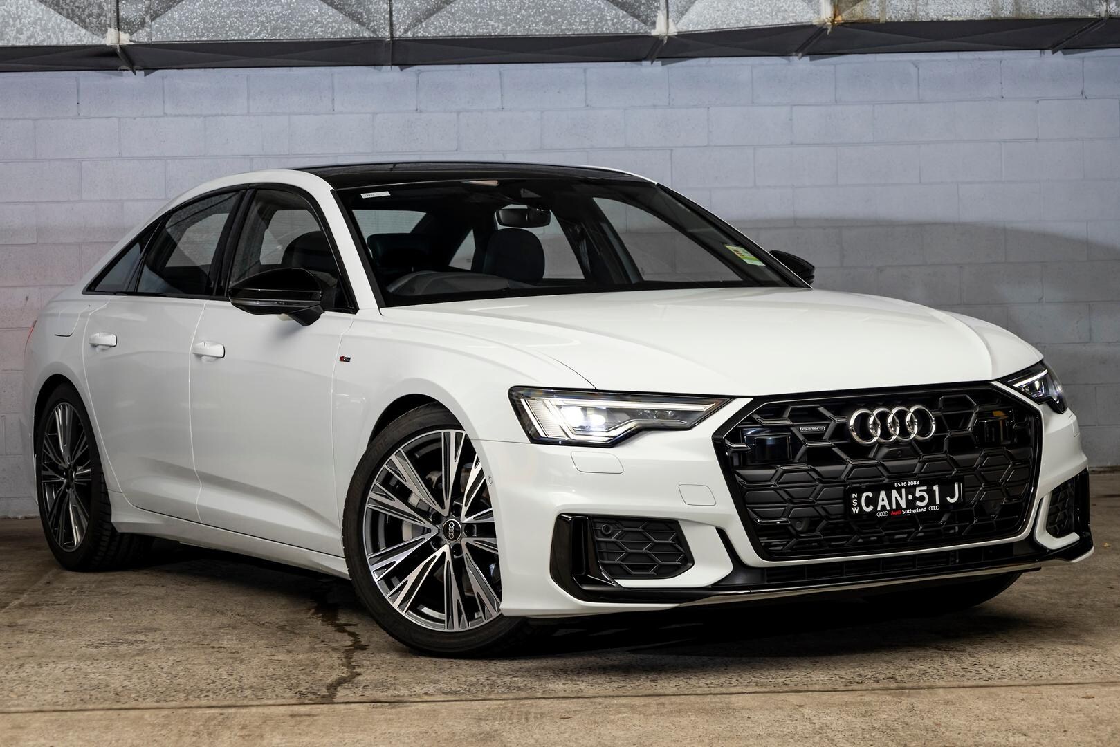 Audi A6 Sedan