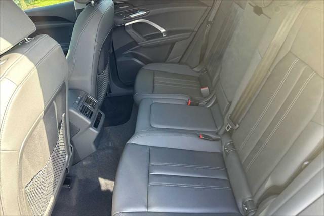 2025 Audi Q5 Premium - Photo 19