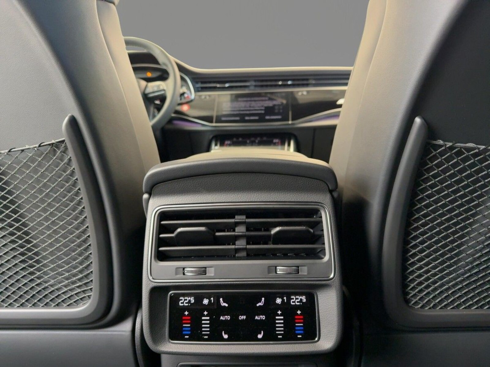 Audi Q7 – Bild 11