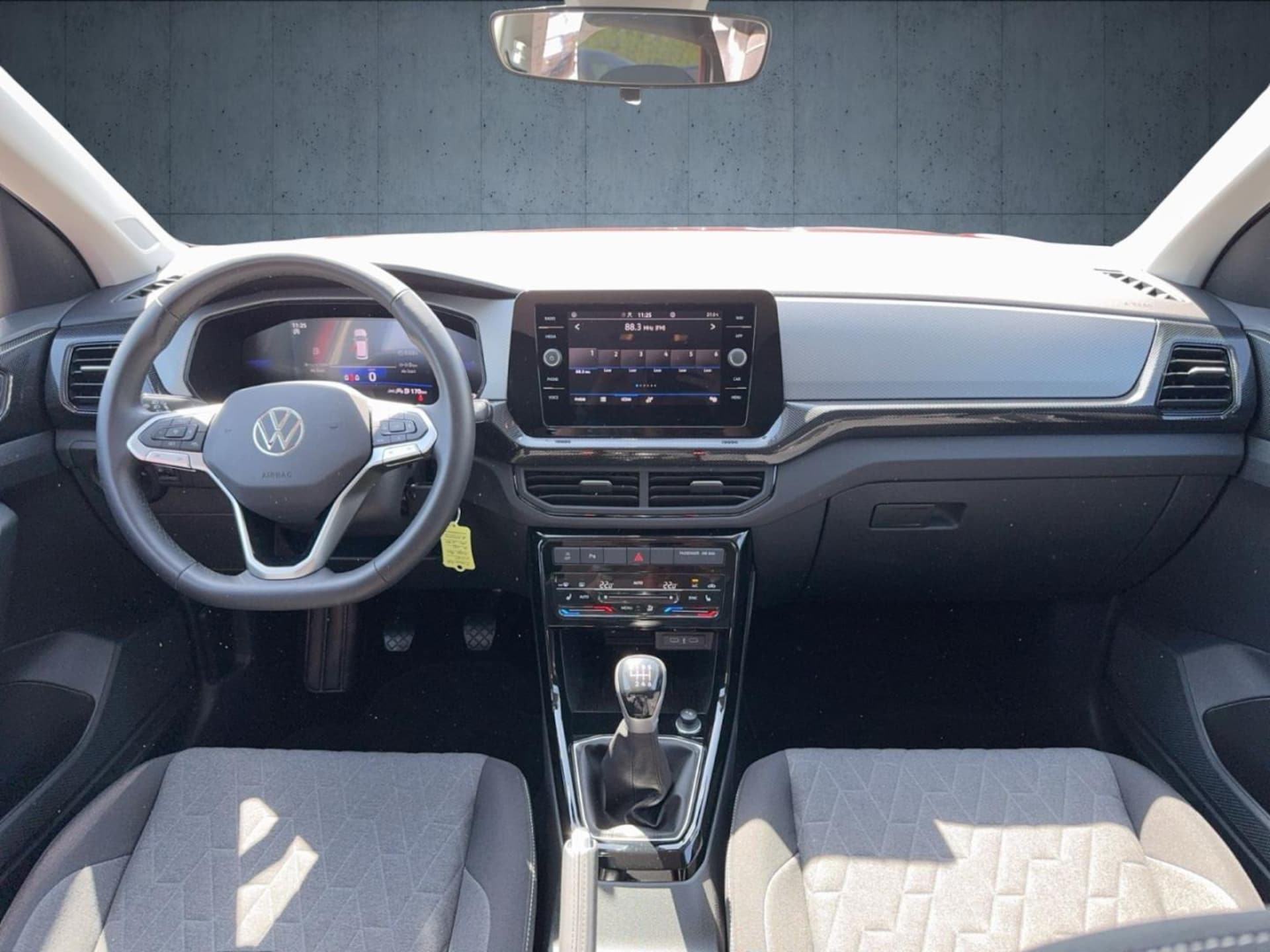 Volkswagen T-Cross Life